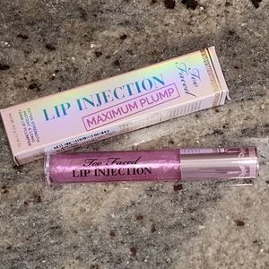 BNIB》Too Faced 💋 Lip Injection Maximum Plump Lip Plumper Lip Gloss